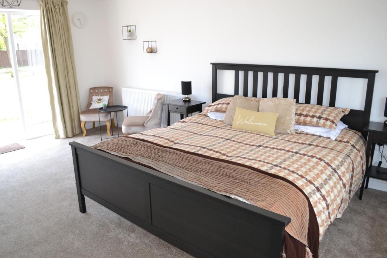 Number 6 - Lytton Tree Lodge, Reydon, Southwold Dış mekan fotoğraf